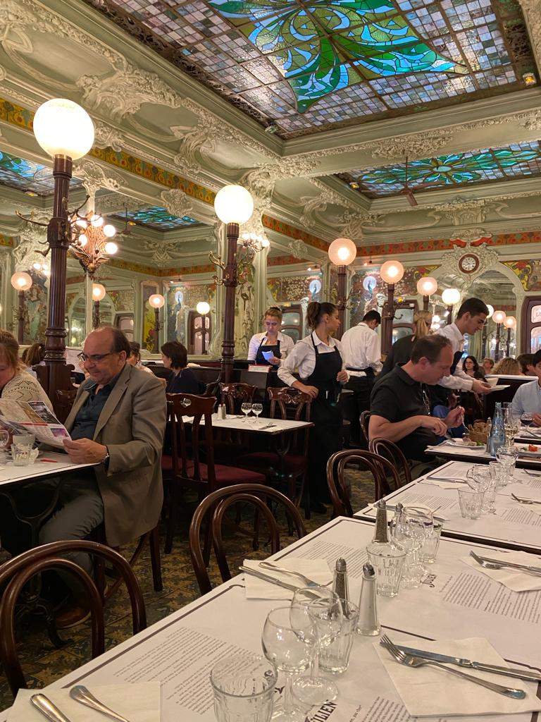 5 Amazing Traditional Restaurants In Paris That You Must Visit